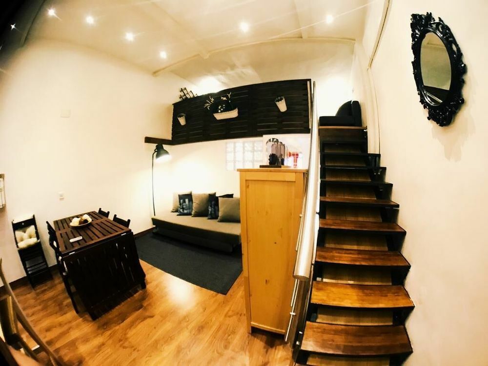 Lollipop Flats City Center Suite II มาดริด ภายนอก รูปภาพ